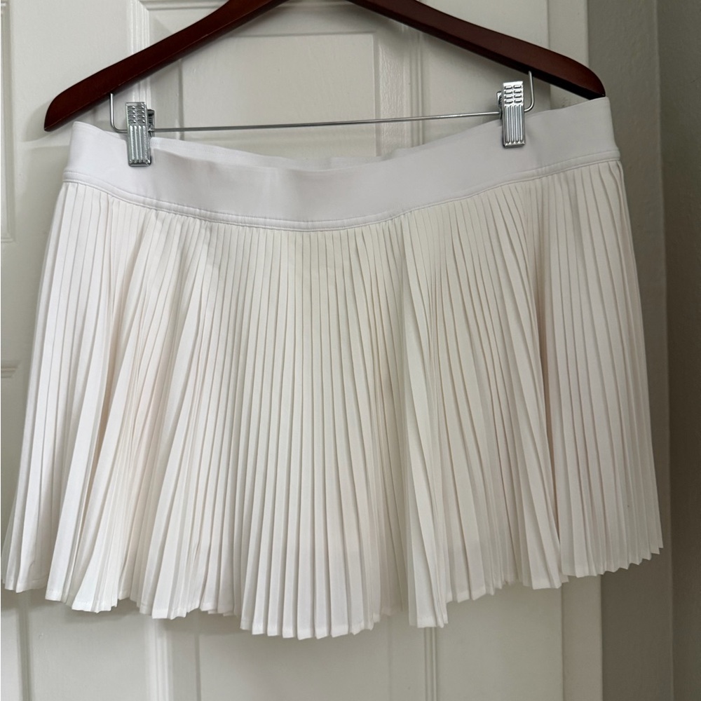 Lululemon Athletica White Skater Skirt